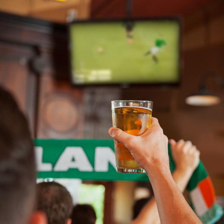 TV sports bar
