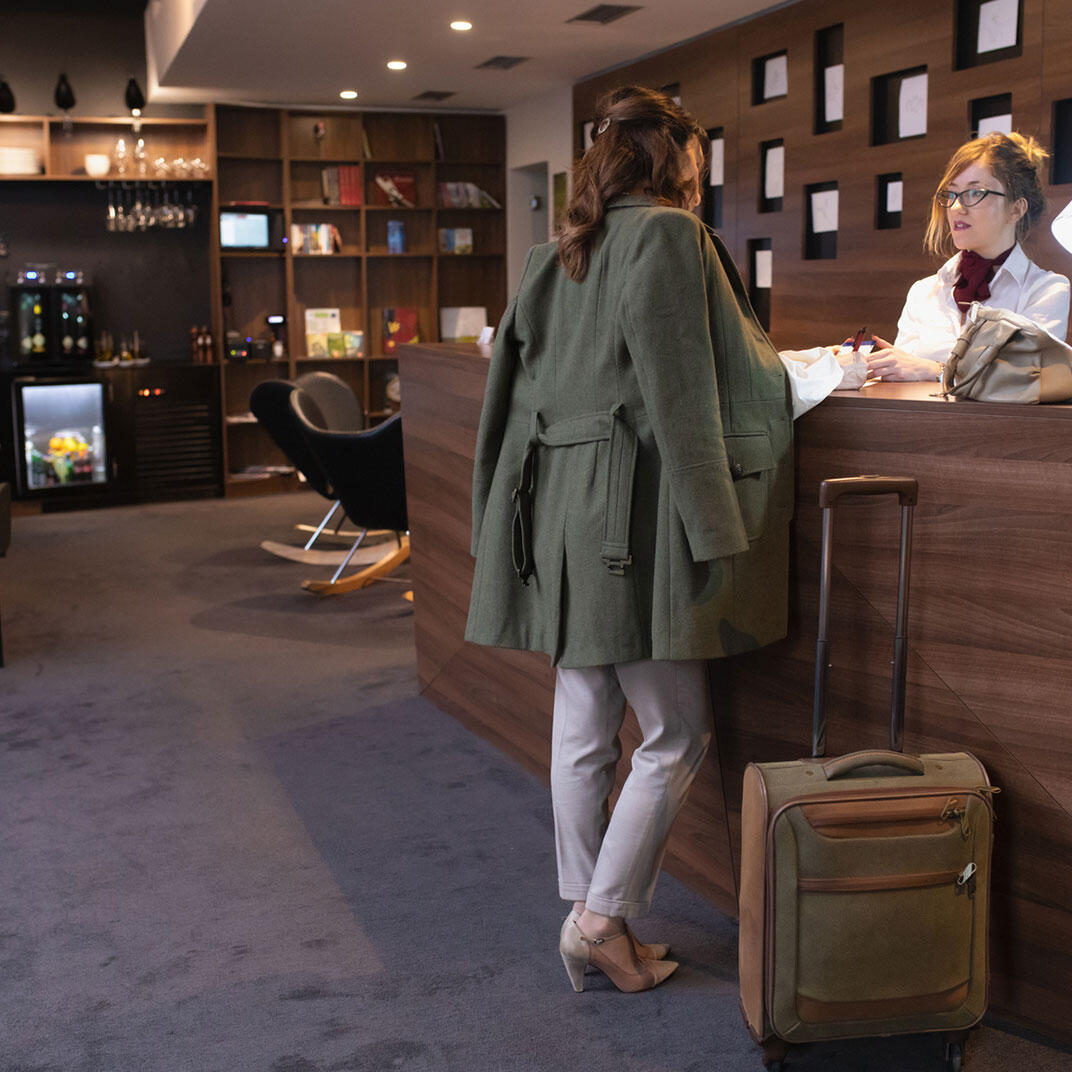 Hôtel Accueil Réception Valise